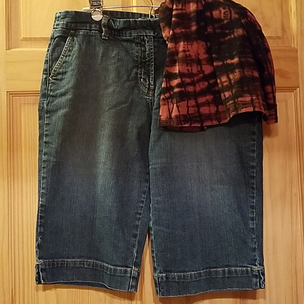 New York & Co woman's denim shorts